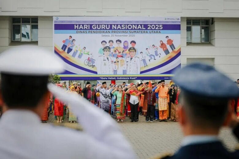 Selamat Hari Guru, HORMAT GRAK!