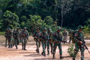 Tentara Nasional Indonesia saat melaksanakan Latihan Gabungan bersama Tentara Amerika (istimewa)