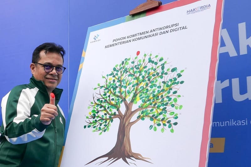 Wamenkomdigi Nezar Patria saat membuta acara HAKORDIA 2025 di kantor Kemkomdigi, Jakarta (foto: Bismo Agung/IGID Kemkomdigi)