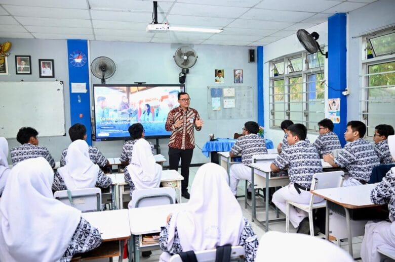 Program Pendidikan Profesi Guru (PPG) yang menjadi prioritas Kementerian Pendidikan Dasar dan Menengah (Kemendikdasmen) terus menunjukkan dampak nyata di ruang kelas. (Foto: Dok Kemendikdasmen)