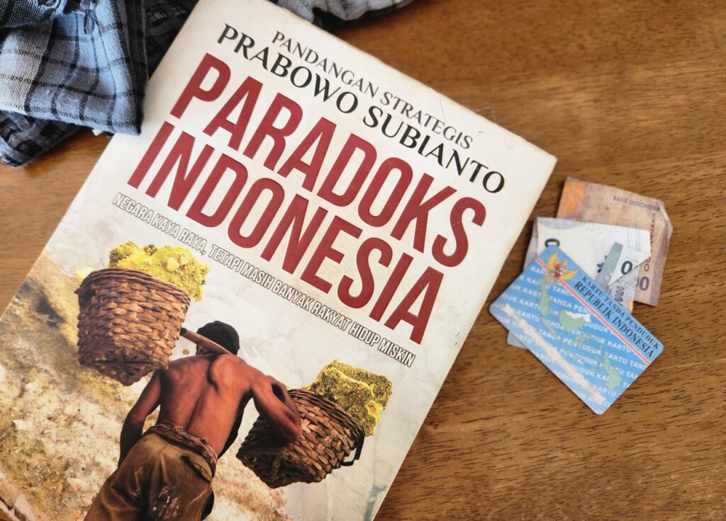 Buku PARADOKS INDONESIA karya PRABOWO SUBIANTO (GETNEWS)