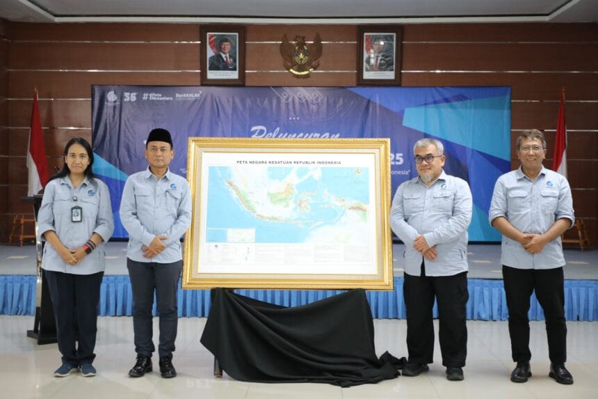 Badan Informasi Geospasial (BIG) resmi meluncurkan Peta Negara Kesatuan Republik Indonesia (NKRI) Edisi Tahun 2025, Rabu (10/12/2025). (Foto Humas BIG)