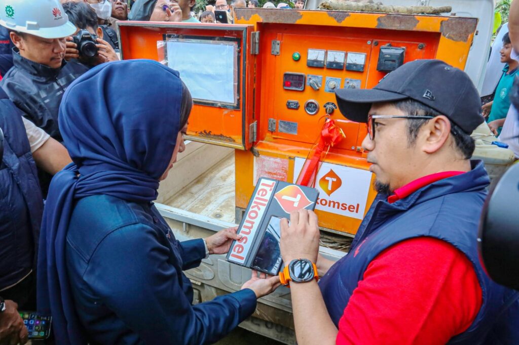 Sinyal ON, Warga Aceh Tamiang Gembira kembali Terkoneksi dengan Keluarga