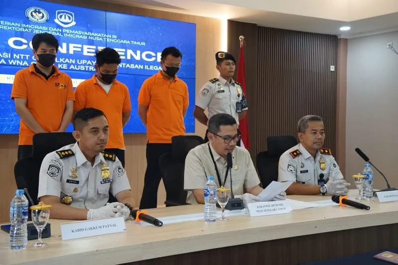 Sembunyi di Dalam Kapal, Imigrasi NTT Gagalkan 3 WNA China yang Ingin ‘Menyeberang’ ke Australia