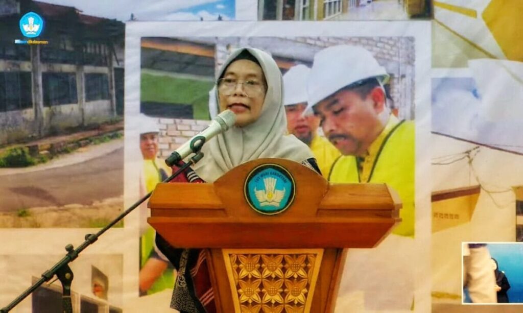 Kepala SMK Negeri 7 Medan adalah Evi Herawati Lubis dalam Peresmian Sekolah Penerima Bantuan Revitalisasi Satuan Pendidikan Tahun 2025 di Kota Medan, Minggu (4/1/2026). (Foto: Pasha Yudha Ernowo Igid/Infopublik/Youtube Kemendikdasmen) GETNEWS