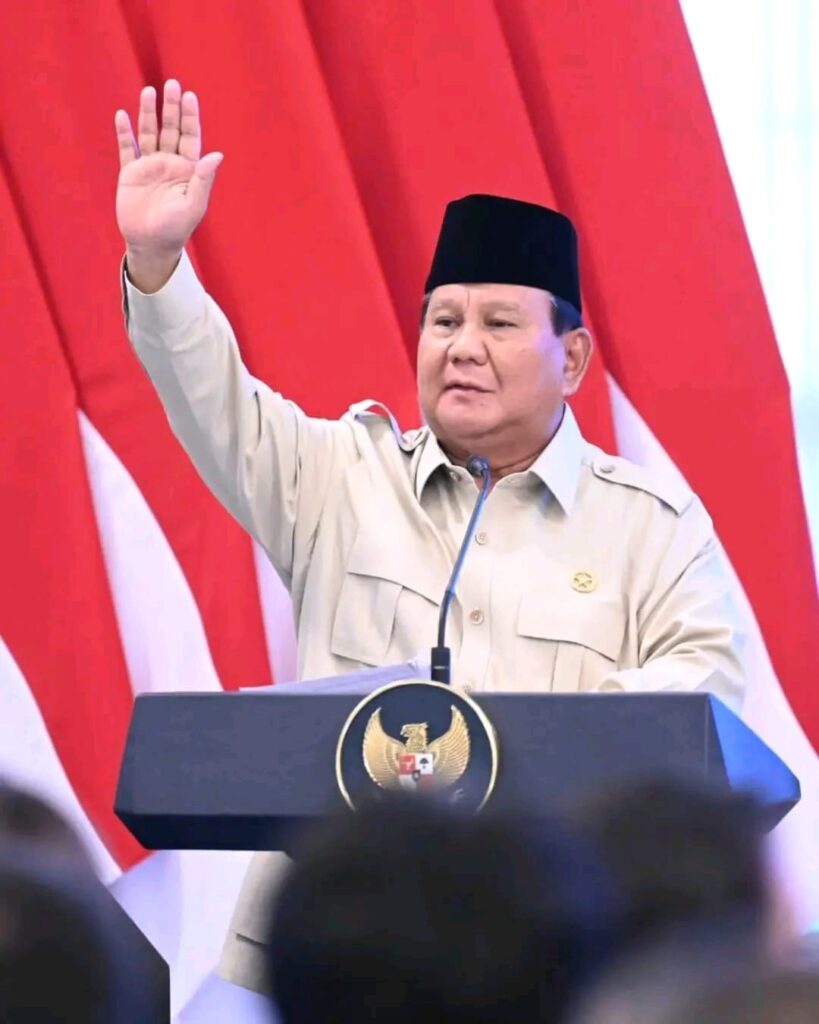 Gaya kepemimpinan Prabowo yang mengutamakan stabilitas nasional dan efisiensi birokrasi nampaknya menjadi bahan bakar utama di balik wacana ini. (Foto Dok.Airlangga Hartarto)