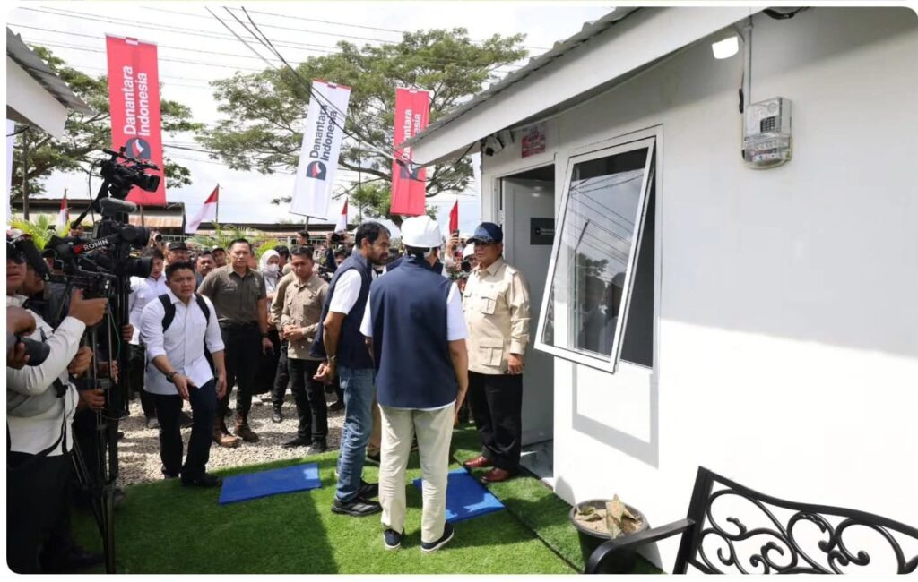 Di titik seluas 5,5 hektar yang menggunakan lahan milik BUMN tersebut, Presiden mengecek 600 unit rumah pertama yang telah rampung dari total target 15.000 unit secara nasional. (BPMI Setpres/getnews.)