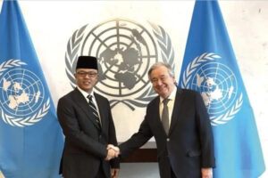 Menteri Luar Negeri Indonesia Sugiono (kiri) dalam pertemuan bilateral dengan Sekretaris Jenderal Perserikatan Bangsa-Bangsa (PBB) Antonio Guterres (kanan) di Markas Besar PBB, New York, Amerika Serikat, Senin (16/2/2026). (Foto: Kemlu RI)