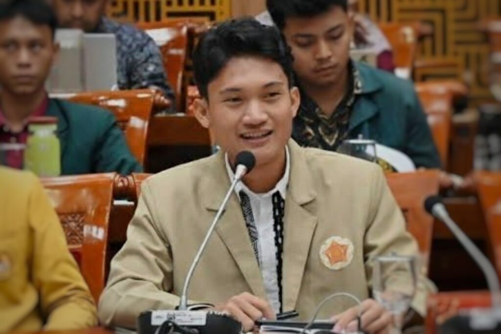 Ketua BEM UGM Tiyo Ardianto mendapatkan teror setelah memprotes pemerintahan Presiden Prabowo Subianto yang gagal menjamin hak dasar anak karena tragedi seorang anak bunuh diri di Nusa Tenggara Timur. (ISTIMEWA)