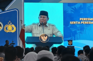 Pada peresmian 1.079 SPPG Polri di Palmerah, Jakarta Barat (13/2), Presiden Prabowo menepis tudingan itu karena MBG menggunakan anggaran hasil efisiensi. (Istimewa)