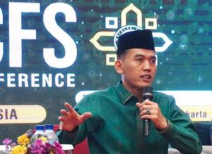 Ketua Bidang Fatwa Majelis Ulama Indonesia (MUI) Prof KH Asrorun Ni’am Sholeh mengimbau masyarakat untuk tidak membeli produk pangan yang tidak halal atau tidak jelas status kehalalannya. Sikap tersebut disampaikan merespons kesepakatan dagang terbaru antara Indonesia dan Amerika Serikat (AS) yang memuat ketentuan pembebasan sertifikasi halal bagi produk tertentu asal AS. /Foto Humas MUI