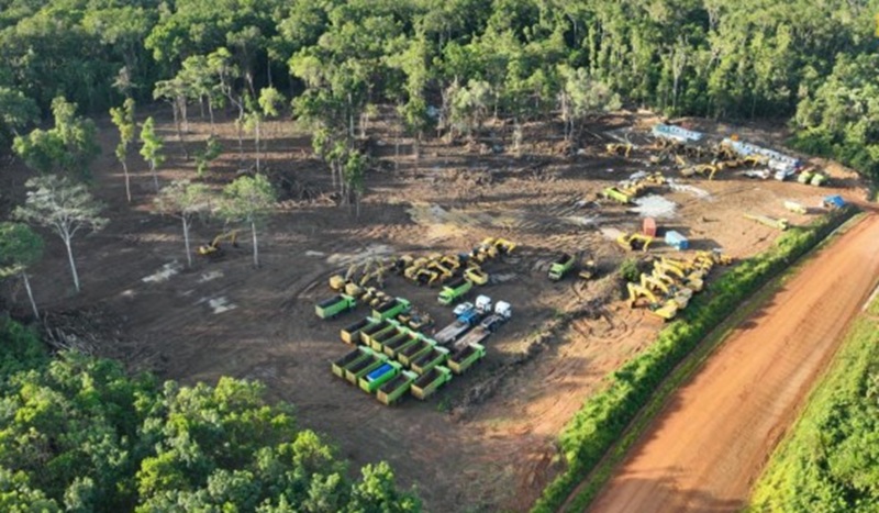 Kementerian PU bekerja di proyek pembangunan jalan KSPP Wanam–Muting Papua Selatan (PU)