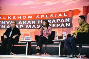 Menteri Komunikasi dan Digital Meutya Hafid dalam Talkshow Spesial 18 Tahun TV One di Jakarta Selatan, Sabtu (14/2/2026) menyatakan bahwa ruang redaksi dan proses jurnalistik yang berpegang pada kode etik menjadi pembeda utama antara media arus utama dan platform digital. Foto: Humas Kemkomdigi