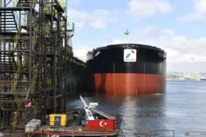Kapal tanker Gamsunoro berada di Kuzey Star Shipyard, Tuzla, Istanbul, Turki, Kamis (24/10/2024). Pertamina International Shipping (PIS) melakukan docking kapal Gamsunoro untuk keandalan operasional dalam distribusi energi. (ANTARA FOTO/PUSPA_PERWITASARI)