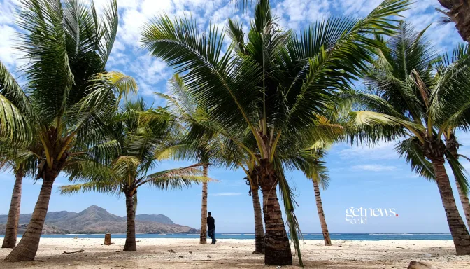 Suasana pantai Maluk, KSB (Hero/GETNEWS.)