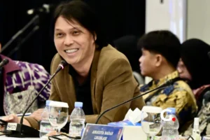 Anggota Badan Legislasi DPR RI Saat Menghadiri Rapat terkait RUU Hak Cipta di Kantor Wilayah Kementerian Hukum di Makassar, Sulawesi Selatan. (27/10/2026). Foto: Dwiki/Karisma